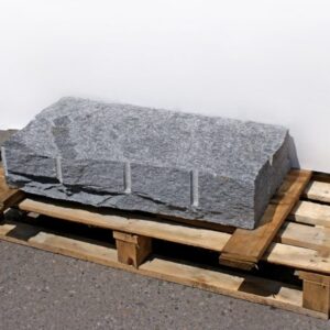 Maggia Blockstufen gespalten